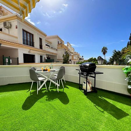 Romantic Apartment In Windsor Park Адехе Екстериор снимка